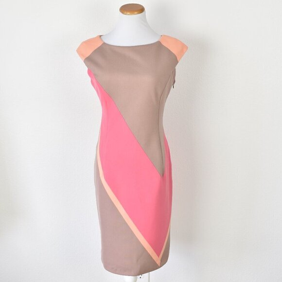 Maggy London Dresses & Skirts - Maggy London Color Block Scuba Sheath Dress - 10